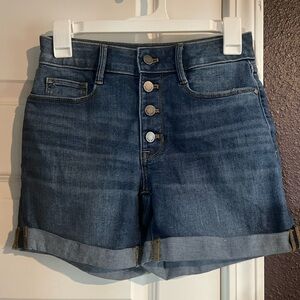 NWOT Nine West Light Denim Shorts
